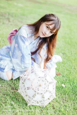 风衣里面穿什么