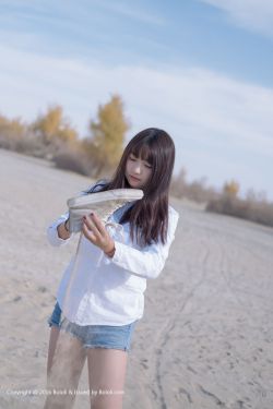《反派女配养崽指南穿书》