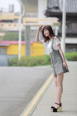 男生和女生在一起怼怼怼的视频