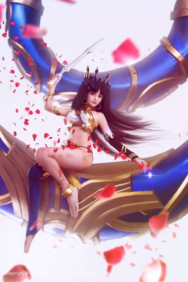 《美女全身抛光》